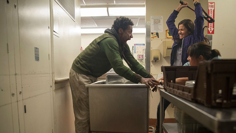 Illustration for article titled Fear the Walking Dead Ends With Death, Destruction, and—Most Importantly—a Point